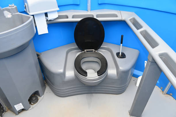 Best Porta potty rental near me  in Hillsville, VA